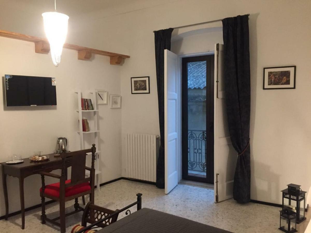 Ca' Del Borgo Hotell Venosa Exteriör bild
